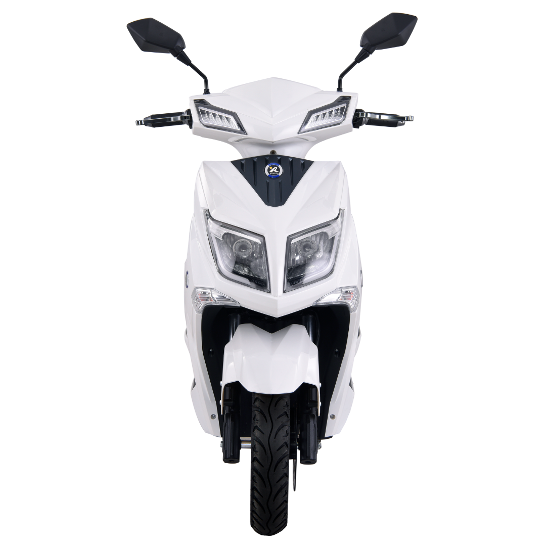 Ηλεκτρικό scooter Hawk της EMW σε λευκό χρώμα. Πίσω όψη. (img 3)